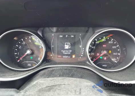 2018 Jeep Compass Latitude 4X4 from USA, damaged, VIN 3C4NJDBB6JT480333